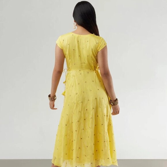 Yellow Banarasi Georgette Dress with Net Dupatta | Muvvas Boutique - Picture 5 of 5